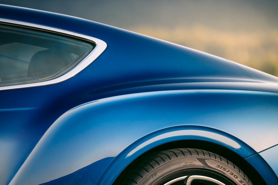 Детали экстерьера Bentley Continental GT 2018 года  (WW) (фото 14 из 90)